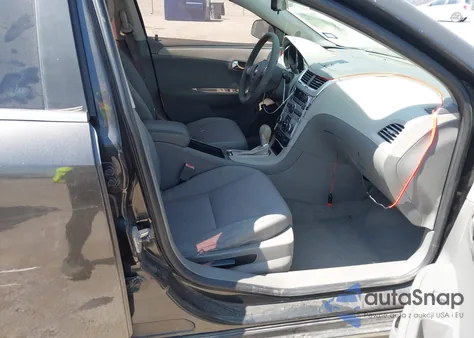 2010 Chevrolet Malibu Ls z USA, uszkodzony, nr VIN 1G1ZB5EB9AF214128